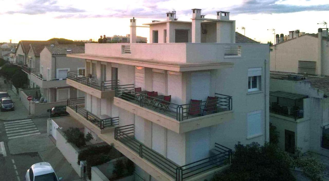 Appartement T2 4-5 Pers - avec Balcon vue mer Le Grau-du-Roi Extérieur photo